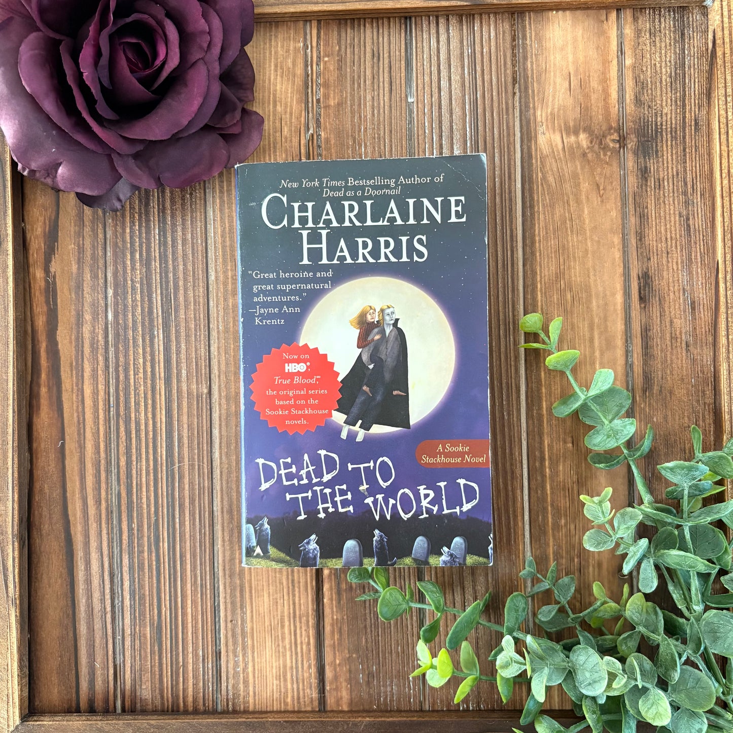 Dead to the World- Charlaine Harris