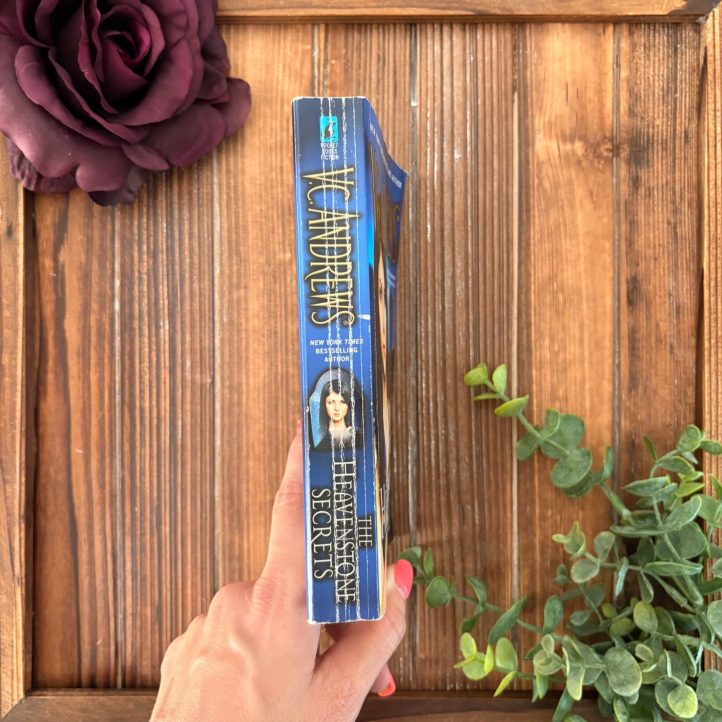 The Heavenstone Secrets- V.C.Andrews